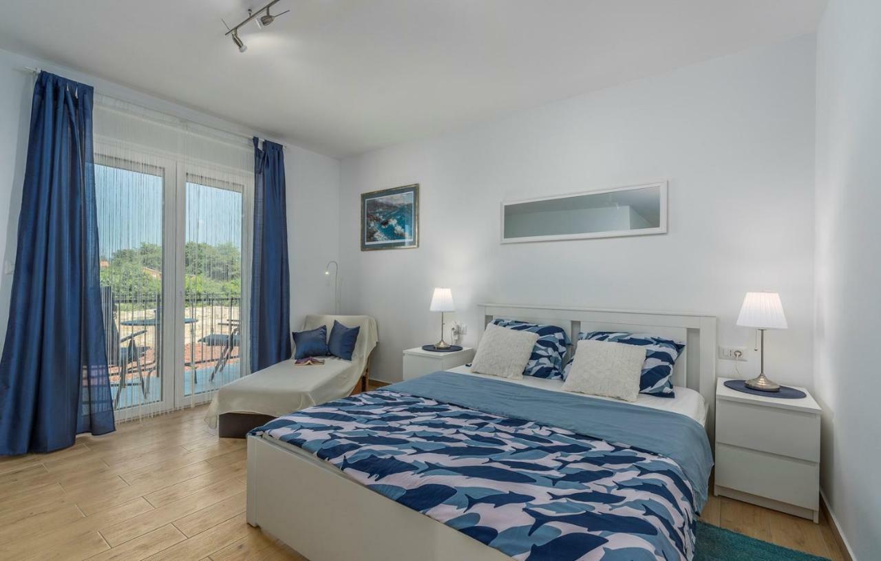 Apartment Complex Jelena Funtana Extérieur photo